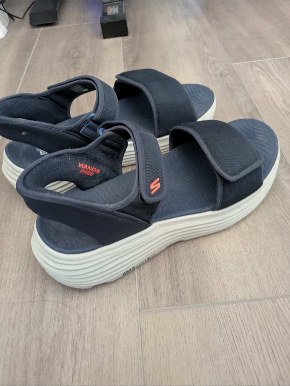 Skechers Men’s Black Slip-Ins Athletic Sneakers And Slip On Sandles - Picture 9 of 10